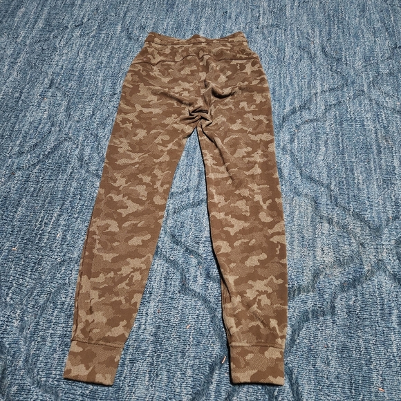 Lululemon Ready to Rulu Heritage Camo Jogger Dark Olive Green Twill Size 4 - Picture 7 of 9